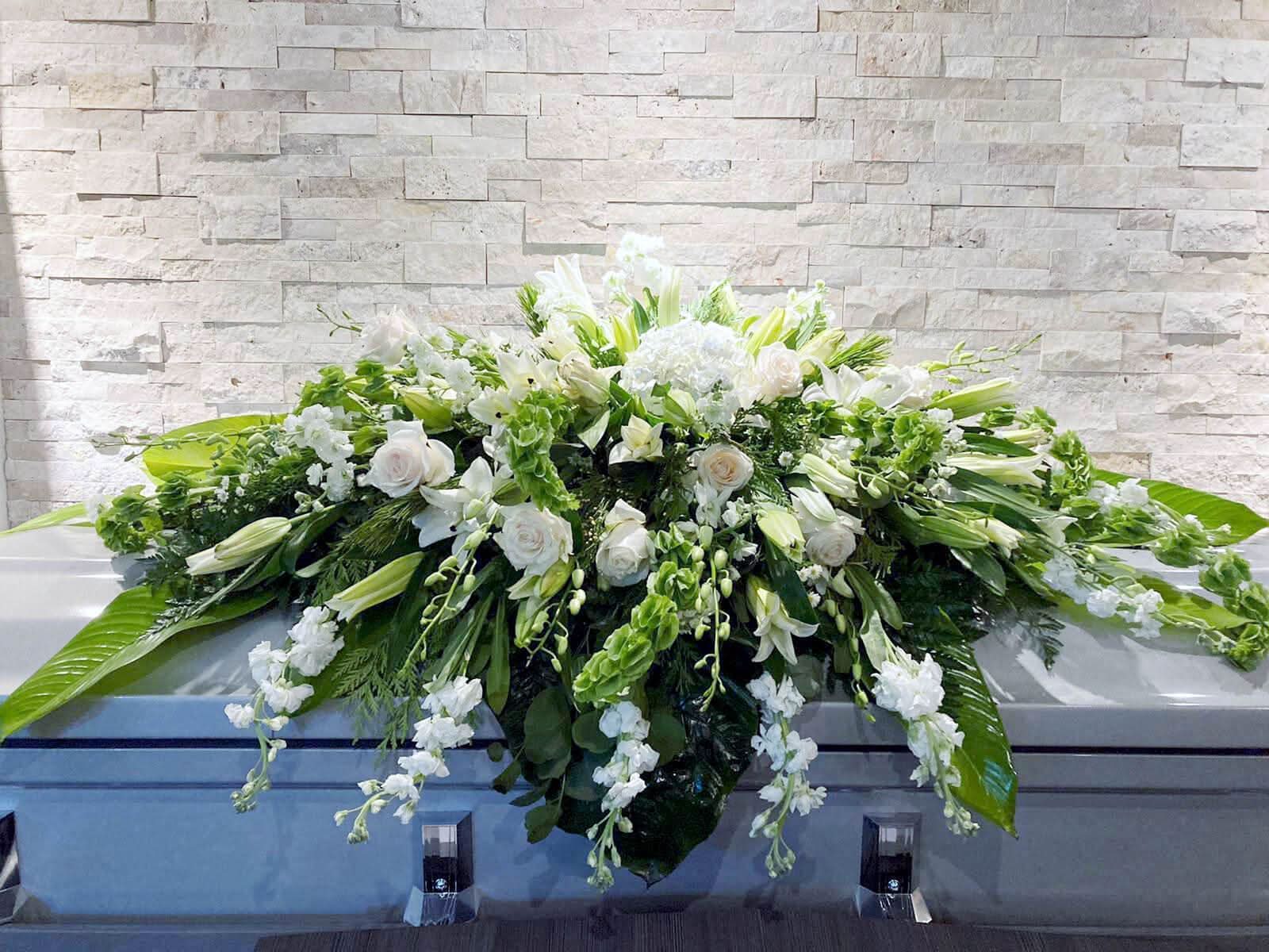 Casket Vida Eterna - FLOVERS Flower Shop