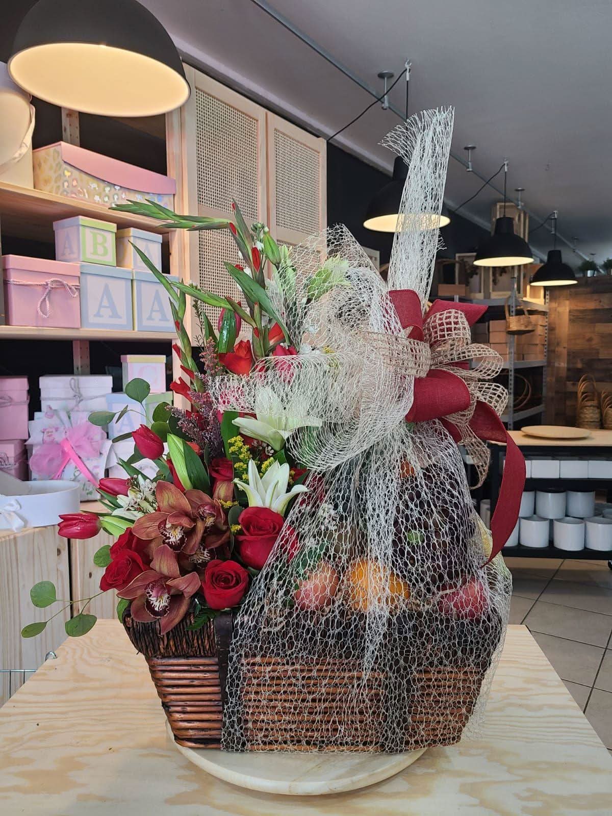 Canasta Tropical Red Passion - FLOVERS Flower Shop