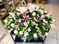 Rose Lily Casket - FLOVERS